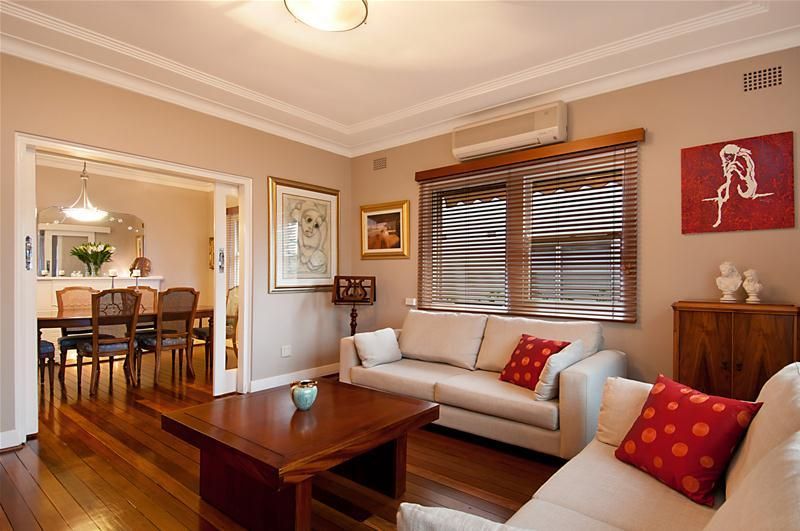 49 Parkway Avenue, Cooks Hill NSW 2300, Image 2