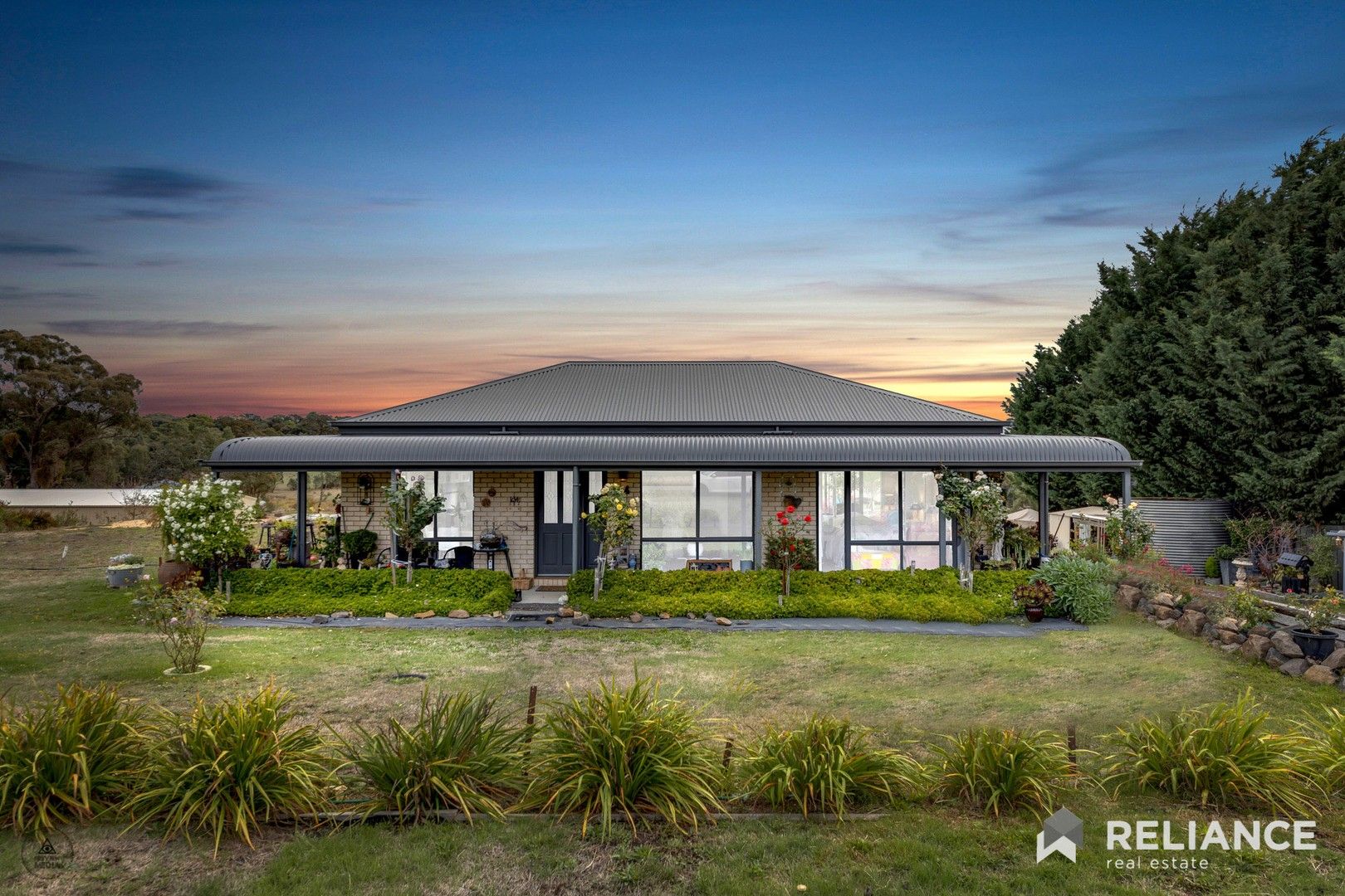 4 Cooke Street, Elphinstone VIC 3448 Domain