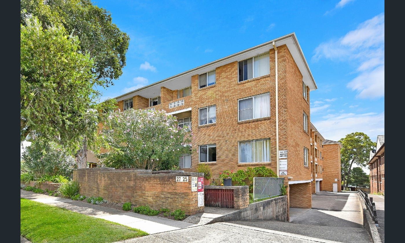 2 bedrooms Apartment / Unit / Flat in 25-27 Phillip Street ROSELANDS NSW, 2196