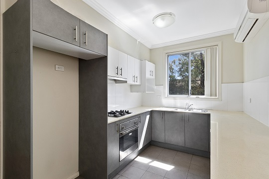 9/273 Dunmore Street, Pendle Hill NSW 2145