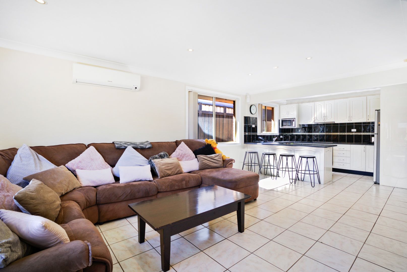 2 Derwent Place, Bossley Park NSW 2176, Image 1