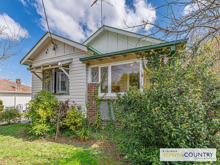 3 bedrooms House in 16A Marsh Street ARMIDALE NSW, 2350
