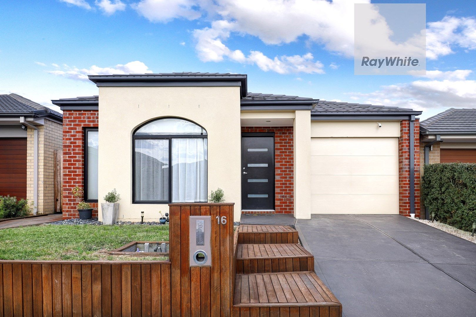 16 Scarlet Drive, Greenvale VIC 3059, Image 1