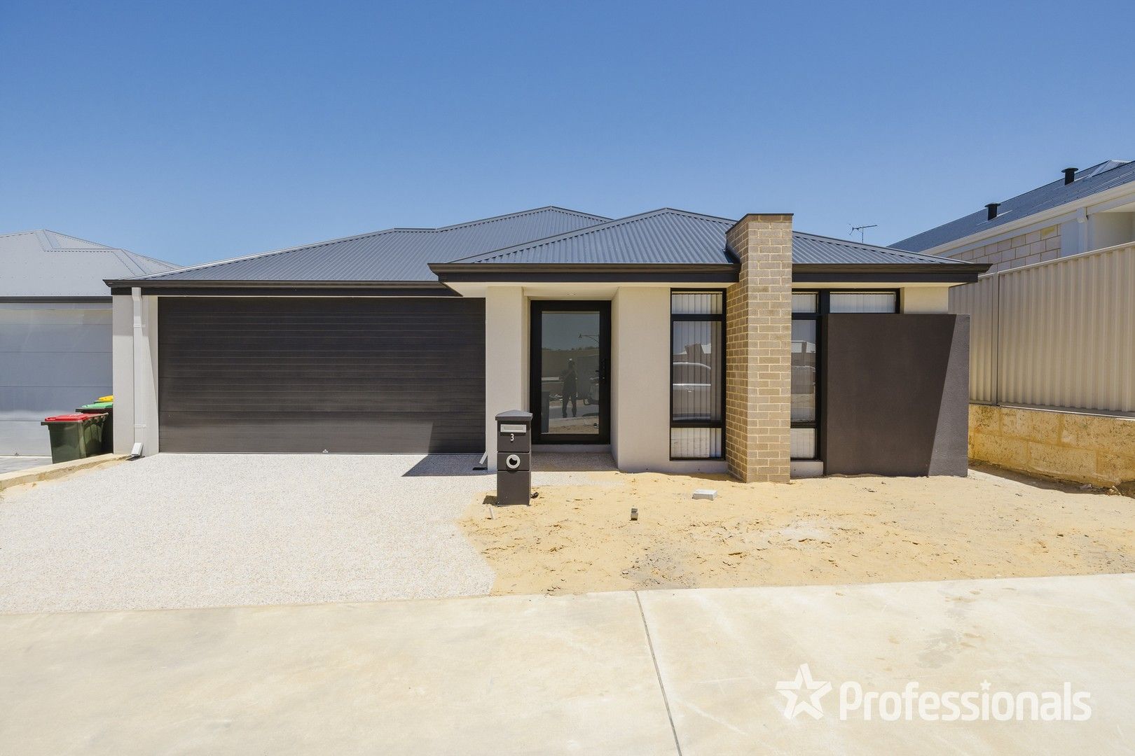 4 bedrooms House in 3 Tranquil Loop BALDIVIS WA, 6171