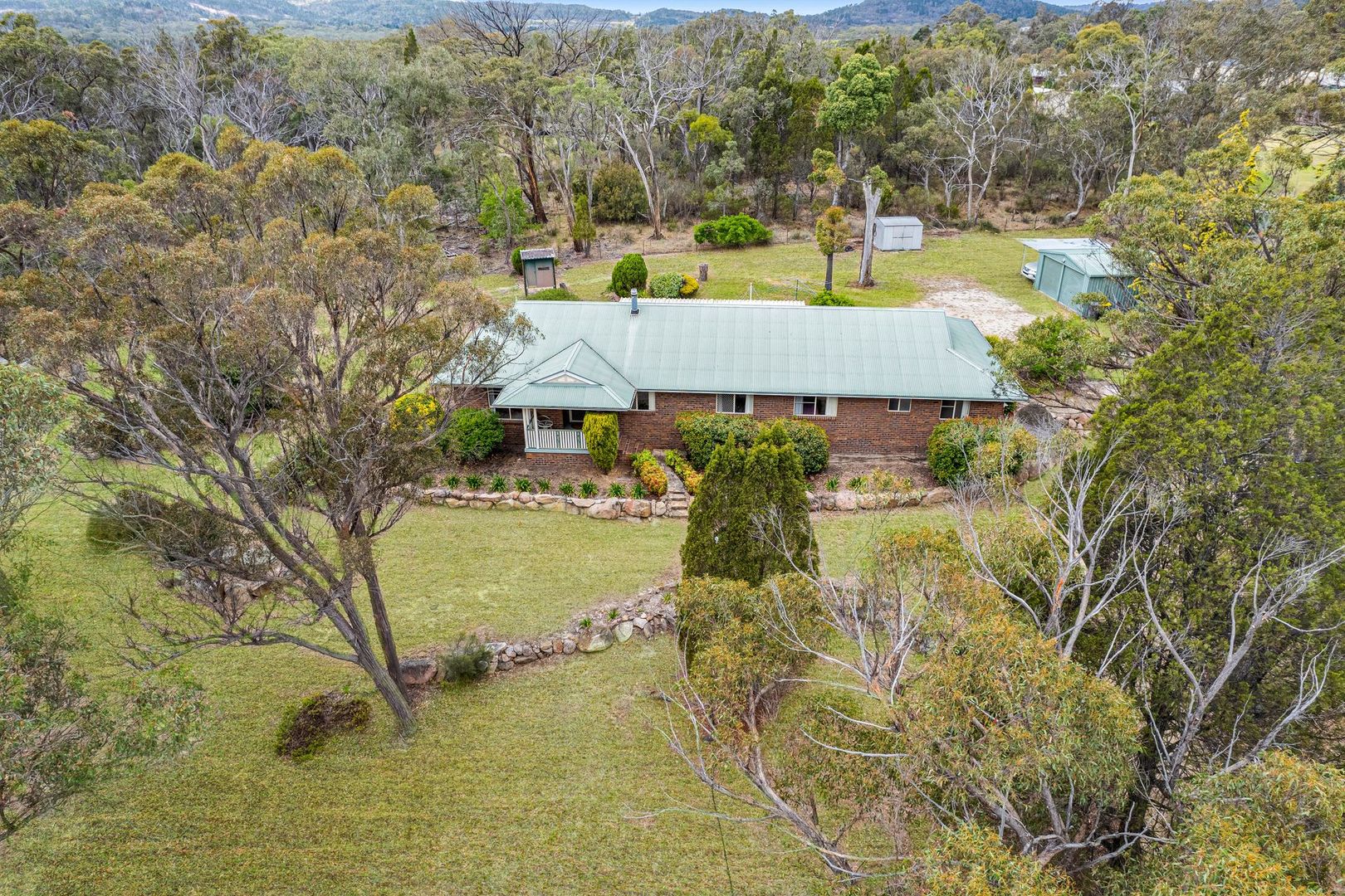 9 Pioneers Parade, Stanthorpe QLD 4380, Image 2