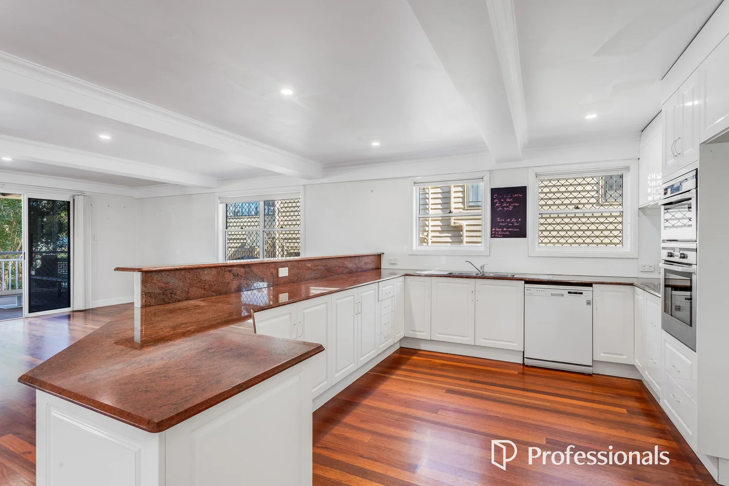 Additional image 6 of 176 Flinders Parade, Sandgate QLD 4017