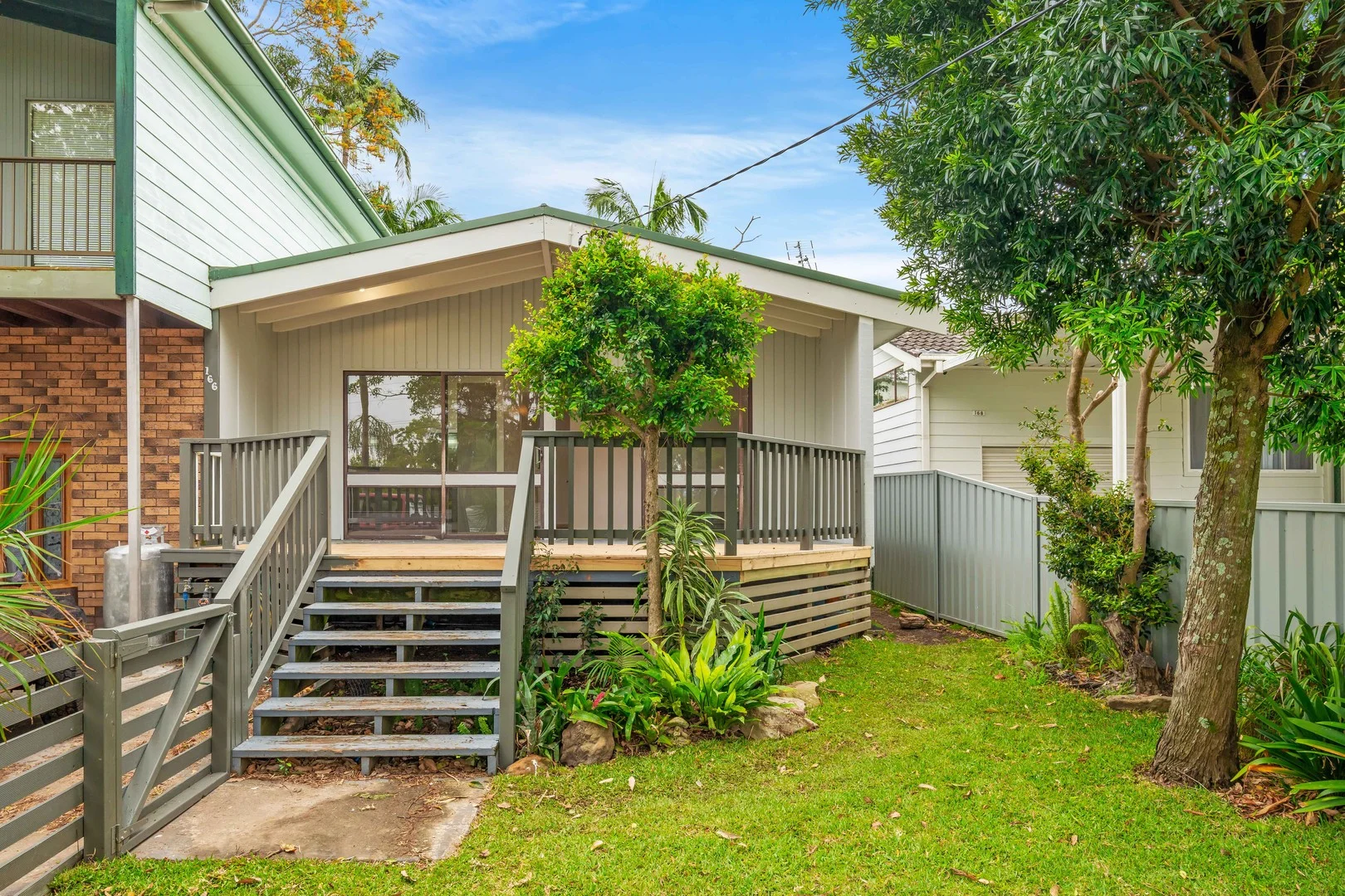 166 Henderson Road, Saratoga NSW 2251