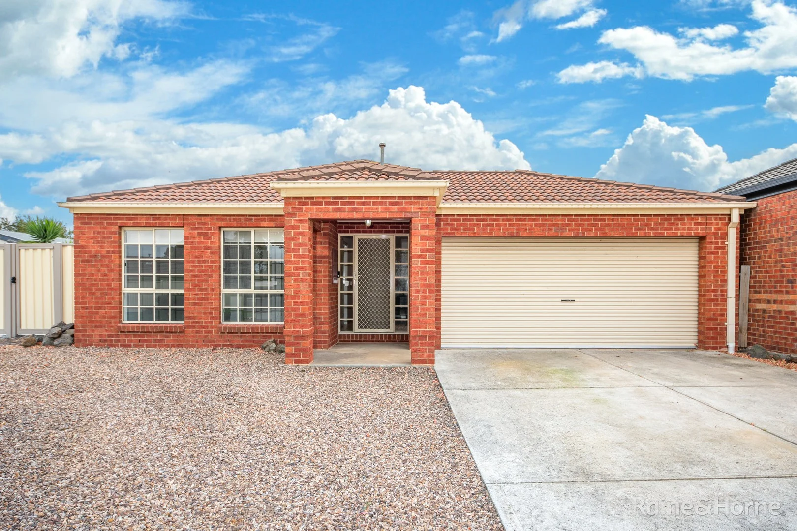 Primary image of 4 Lindwall Street, Sunbury VIC 3429