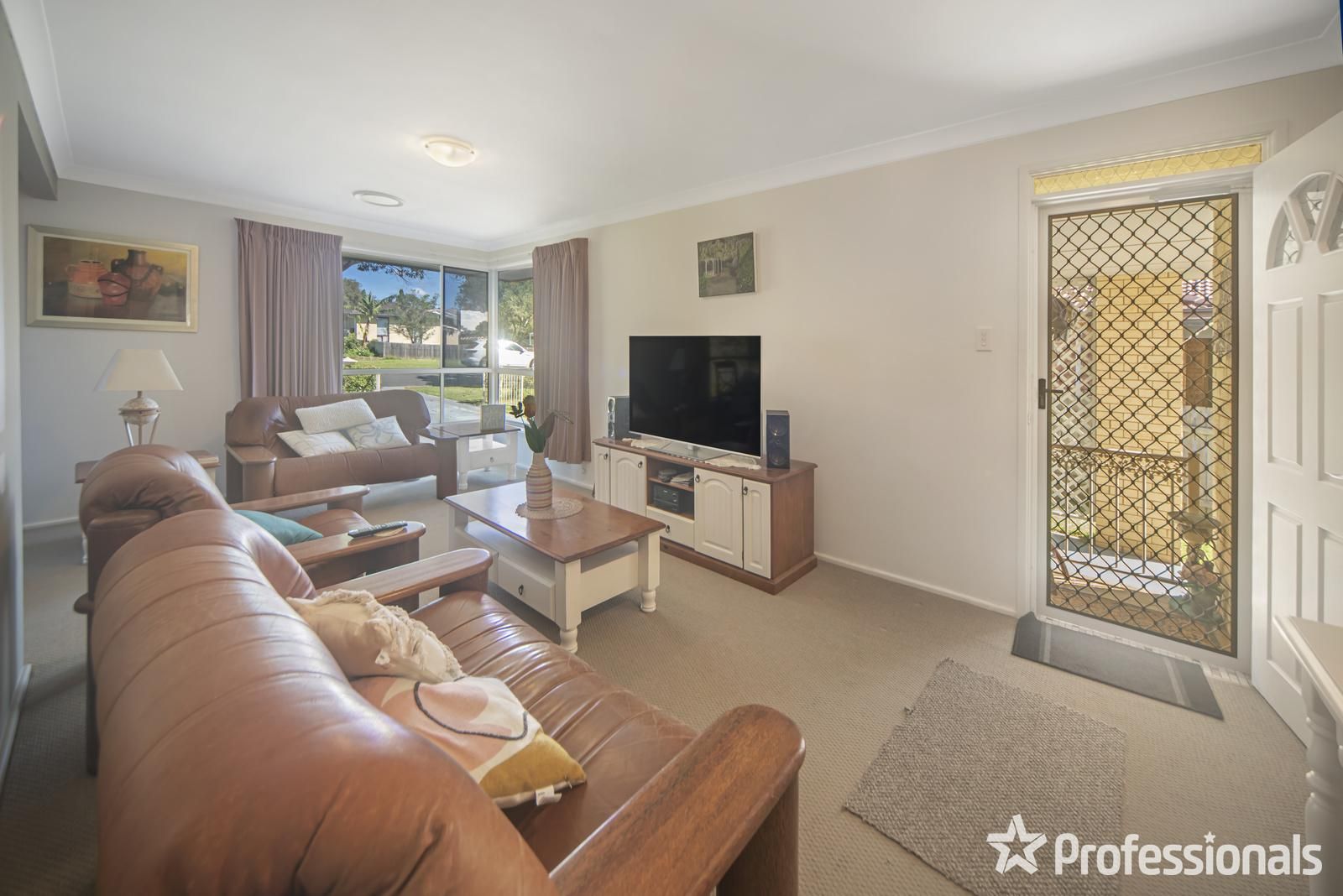 22 Carlton Crescent, Culburra Beach NSW 2540, Image 1