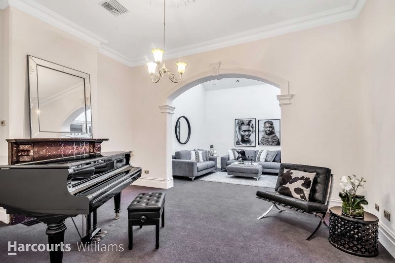 22 Trimmer Terrace, Unley SA 5061, Image 2