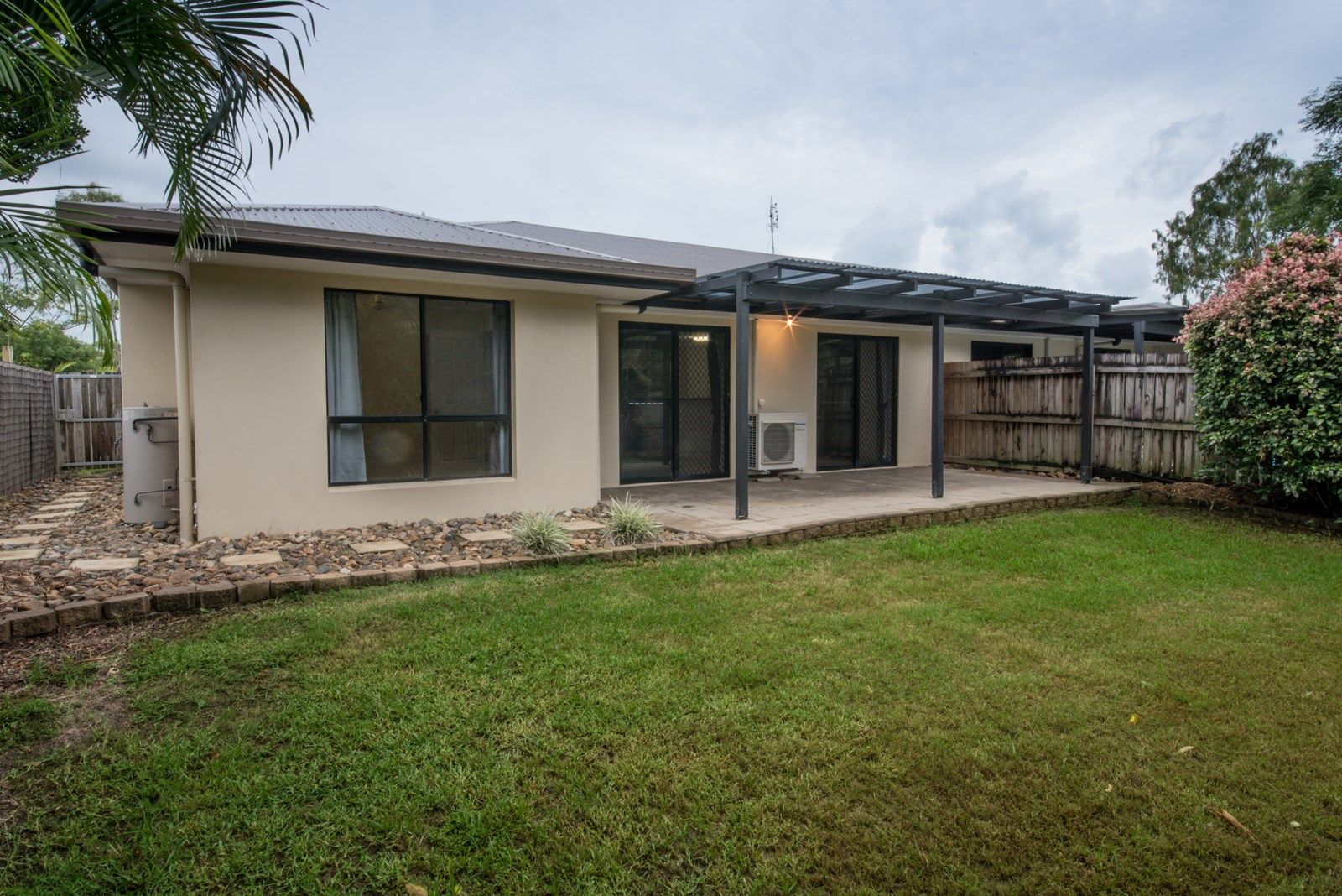 2/46 Banksia Court, Cannonvale QLD 4802, Image 2