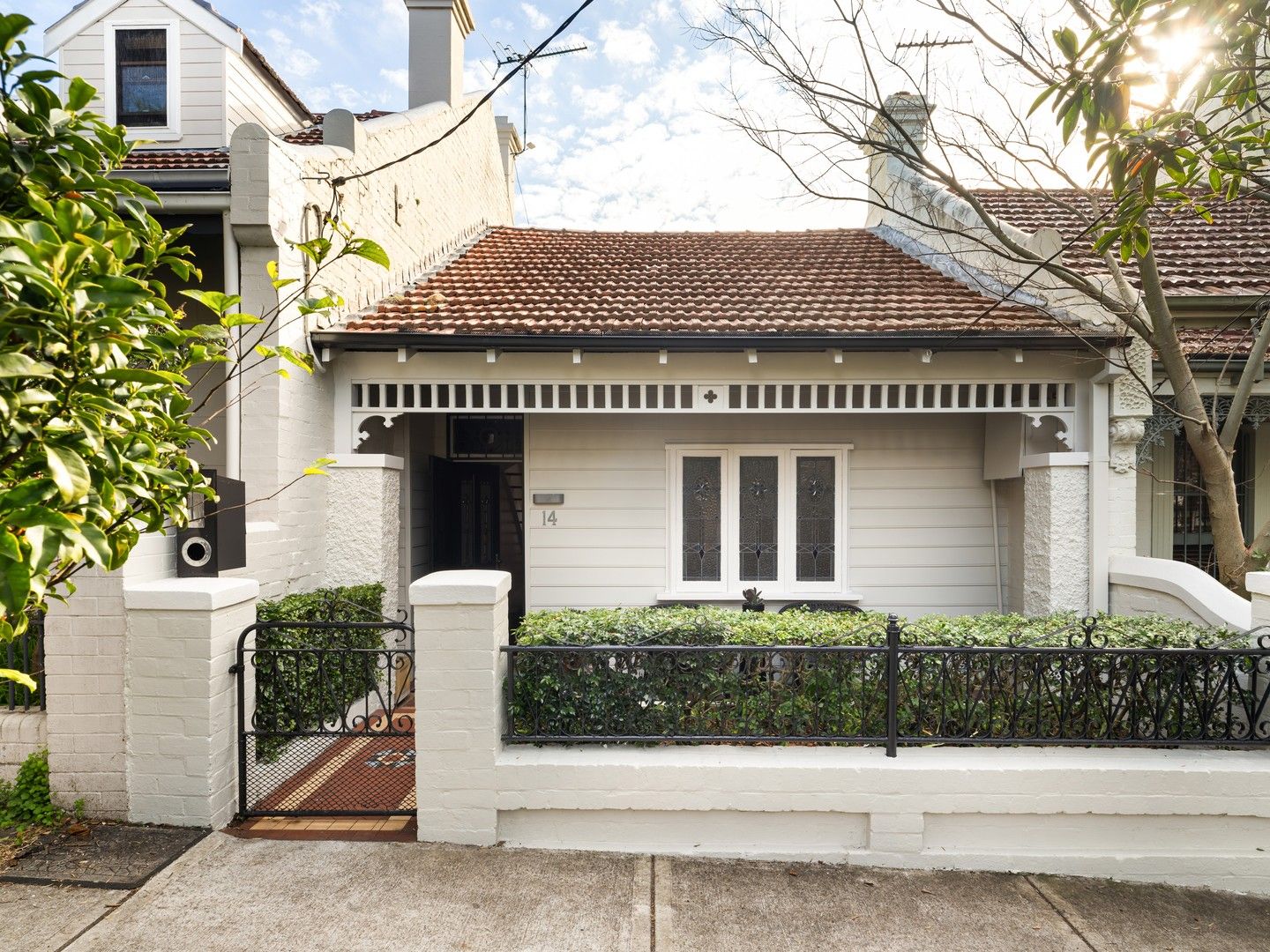 2 bedrooms House in 14 Warwick Street STANMORE NSW, 2048