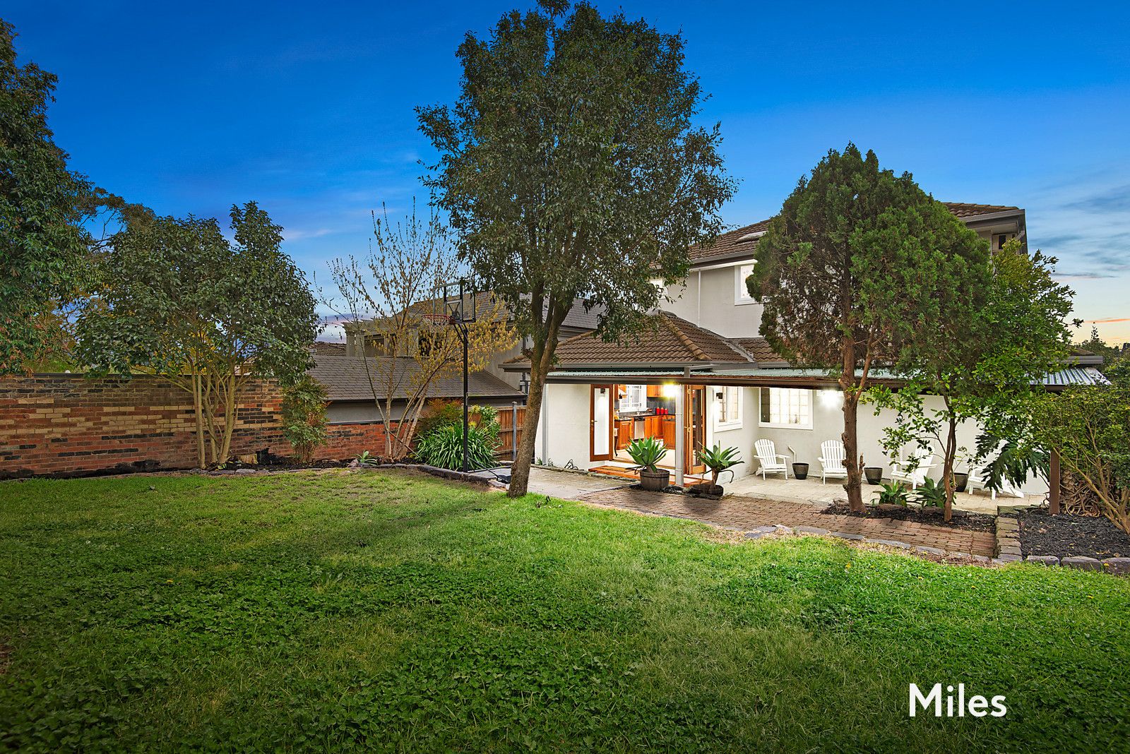 75 Maltravers Road, Ivanhoe East Property History & Address Research