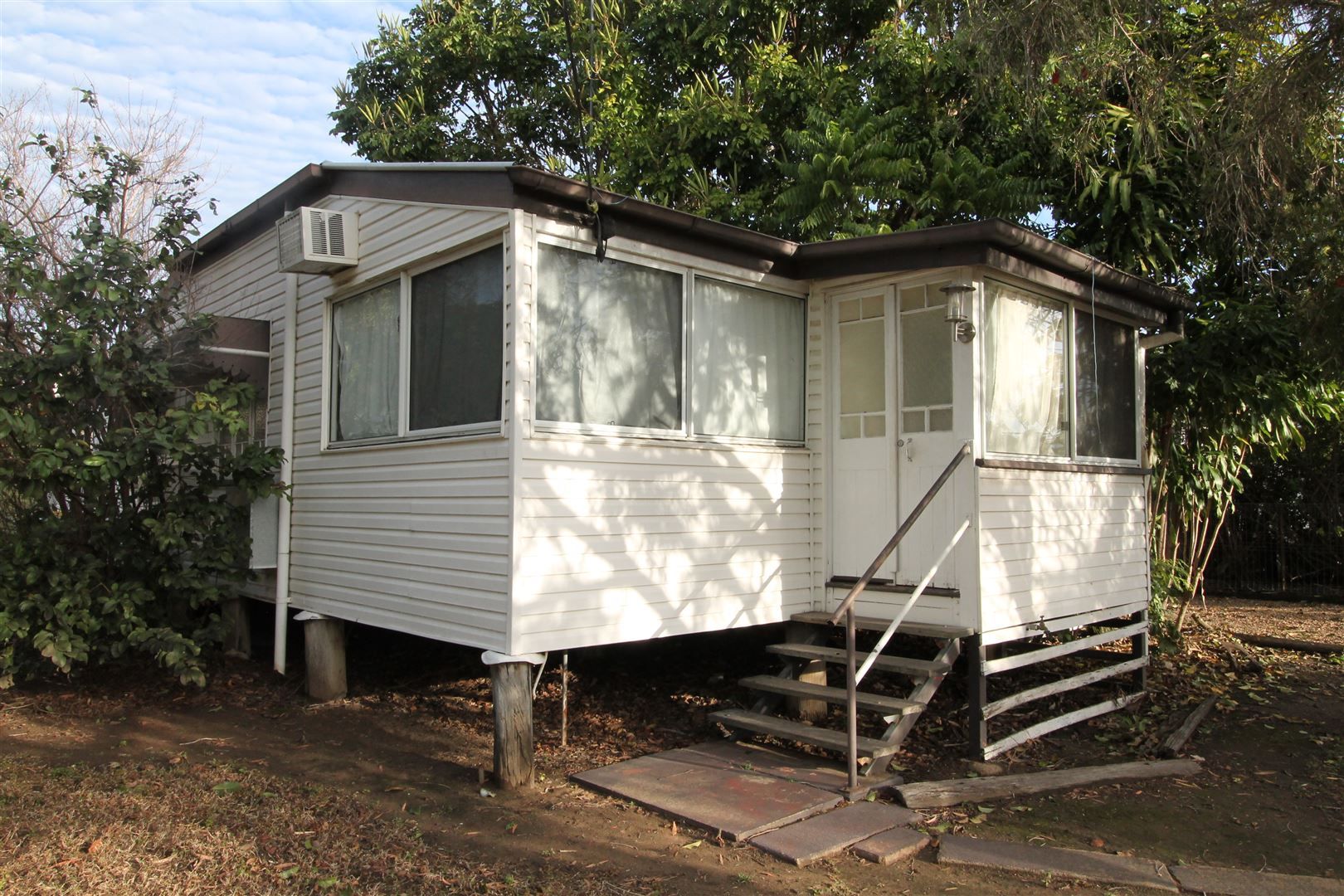 3 bedrooms House in 48 Canberra Street AYR QLD, 4807