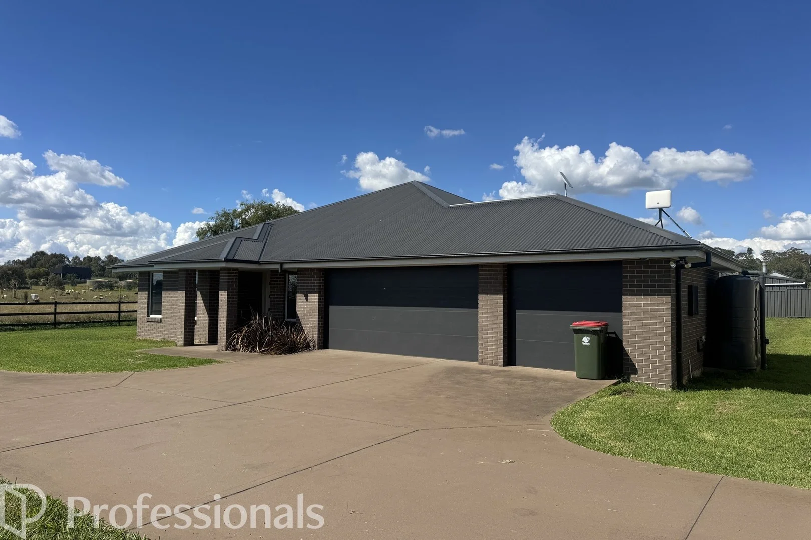 30 Unwin Street, Millthorpe NSW 2798