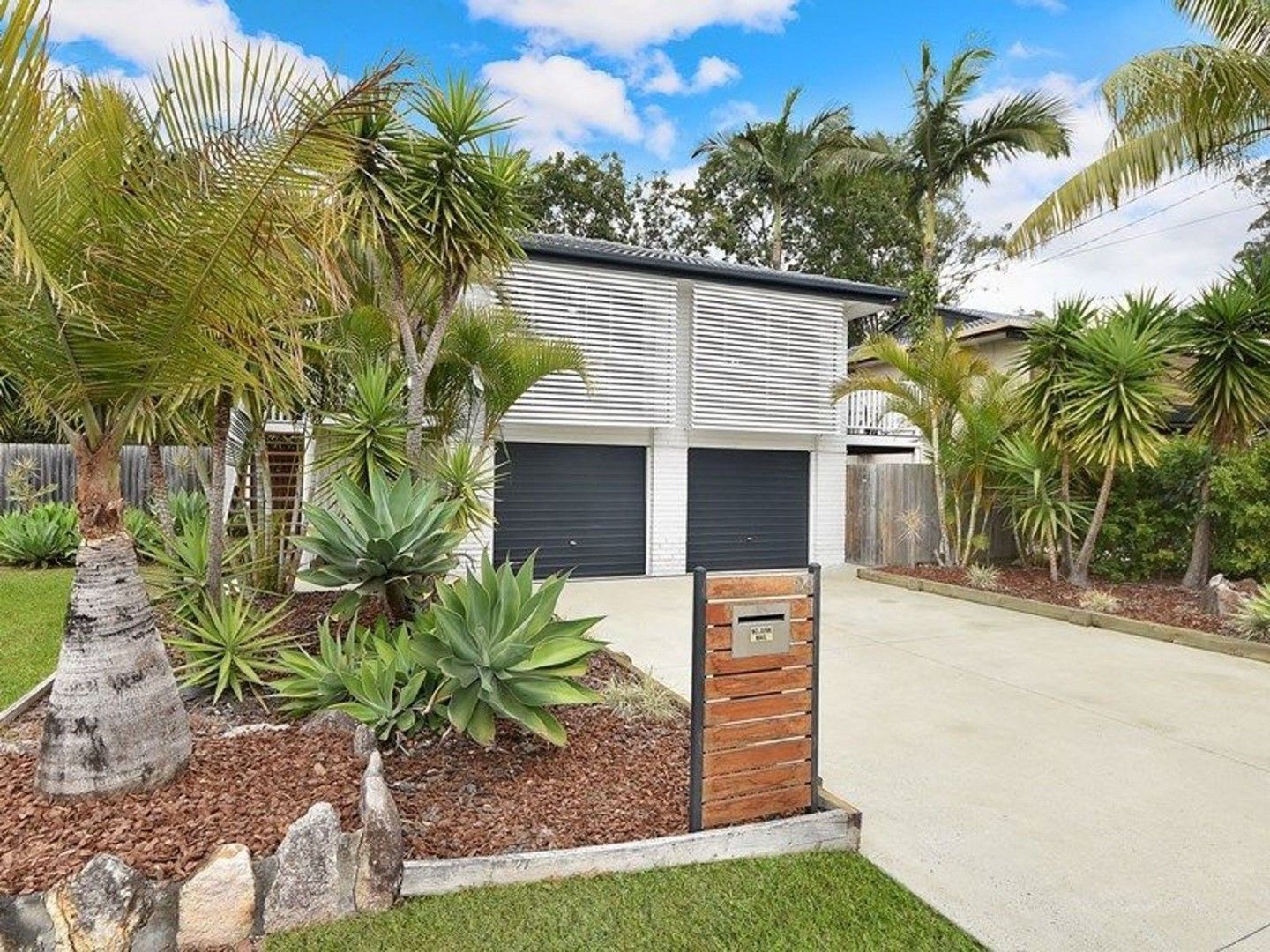 3 bedrooms House in 24 Folkstone Avenue ALBANY CREEK QLD, 4035