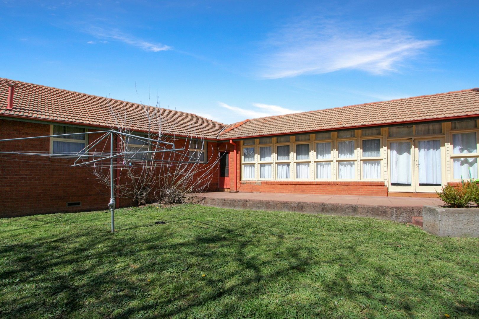 3 bedrooms Apartment / Unit / Flat in 41/9 Yulin Avenue COOMA NSW, 2630