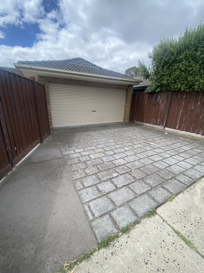 Additional image 24 of 33 Camms Road, Cranbourne VIC 3977