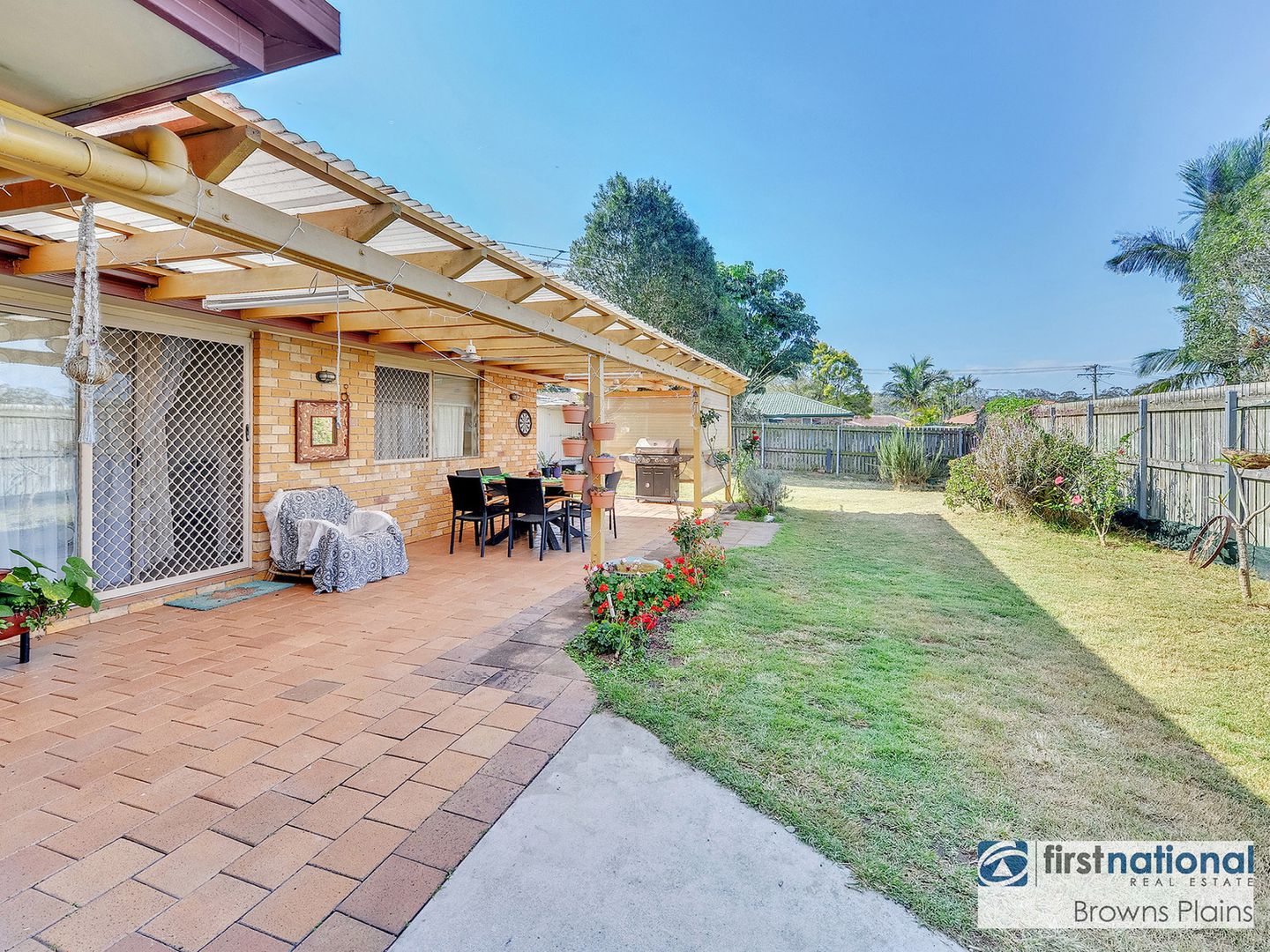 7 Danvers Crt, Hillcrest QLD 4118, Image 2