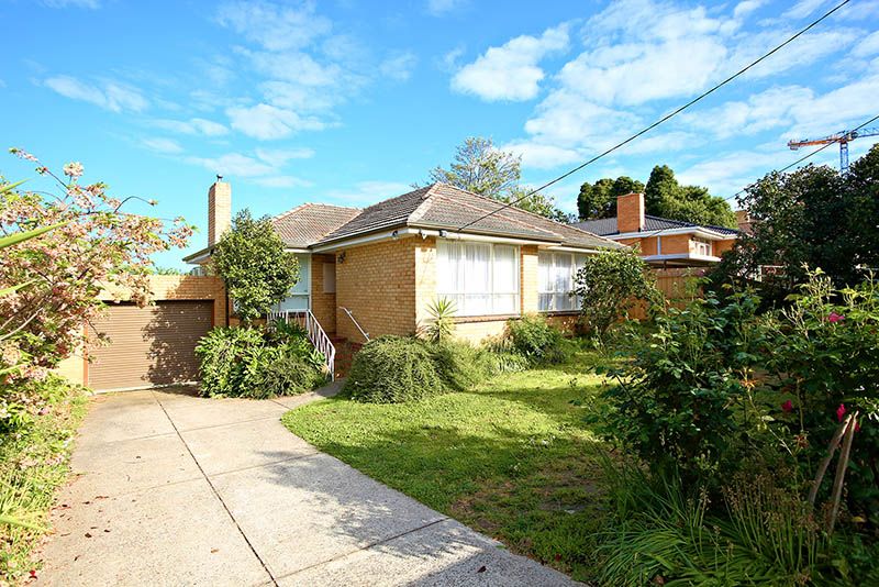 9 Gilmore Road, Doncaster VIC 3108