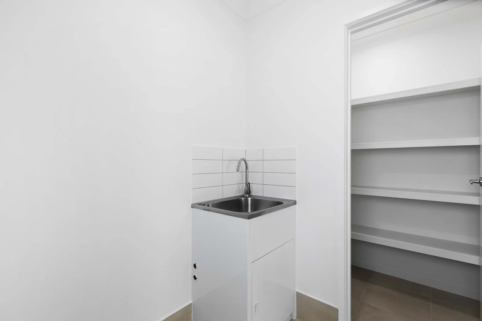 Additional image 11 of 31 Charmed Waters Court, Burrum Heads QLD 4659