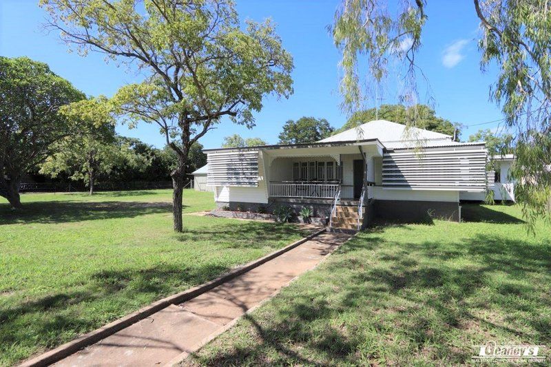 5 bedrooms House in 10 Aplin Street CHARTERS TOWERS CITY QLD, 4820