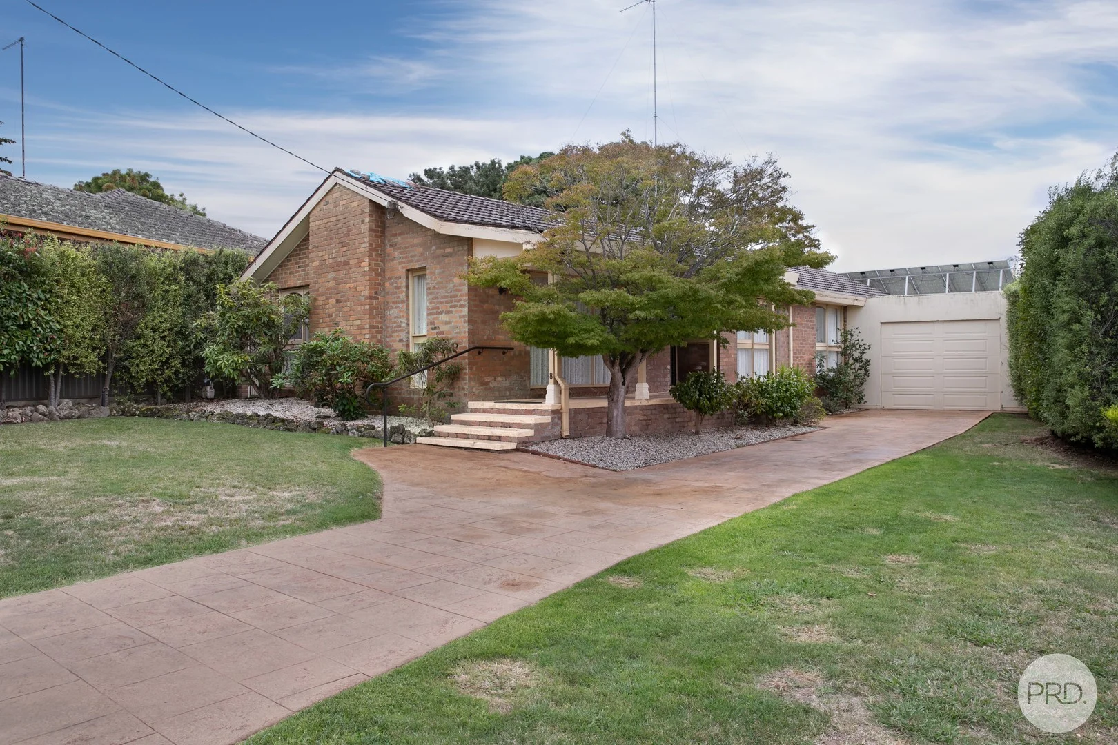 Primary image of 8 Sherwood Street, Wendouree VIC 3355