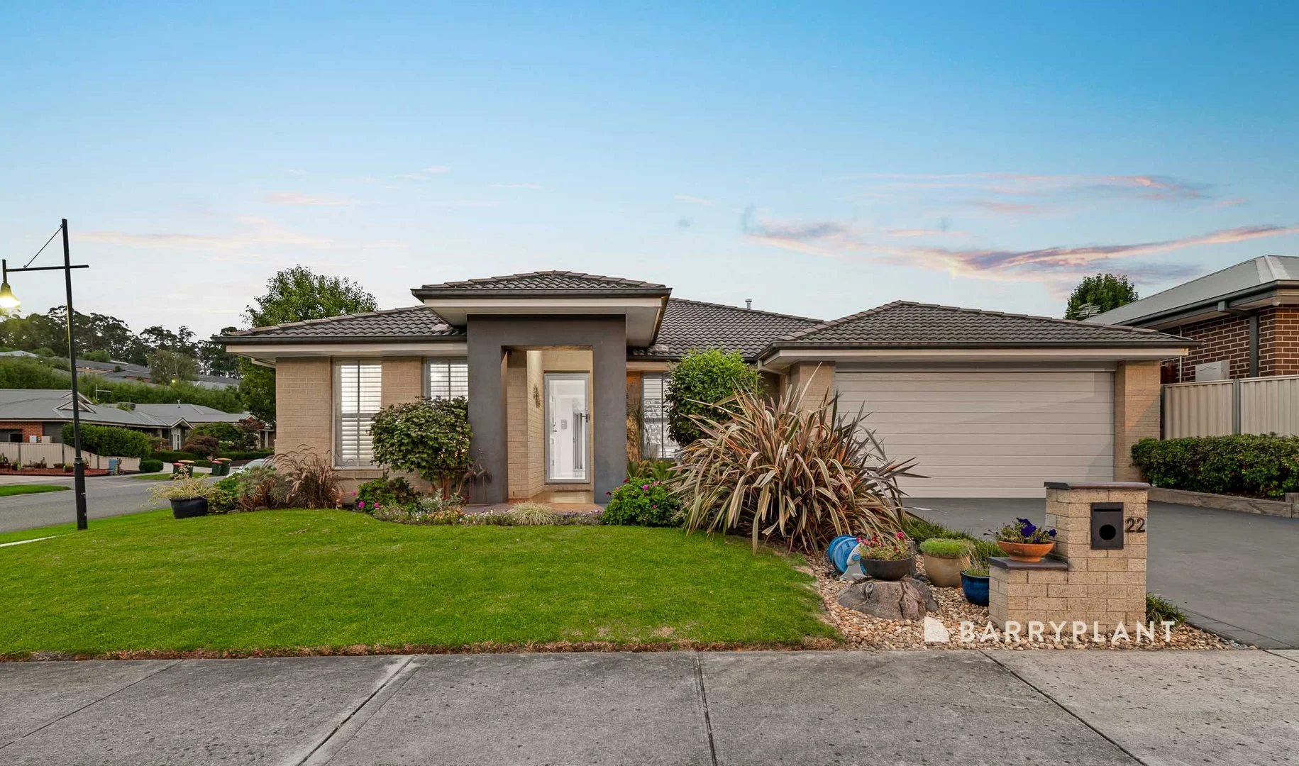 Primary image of 22 Waterside Drive, Drouin VIC 3818