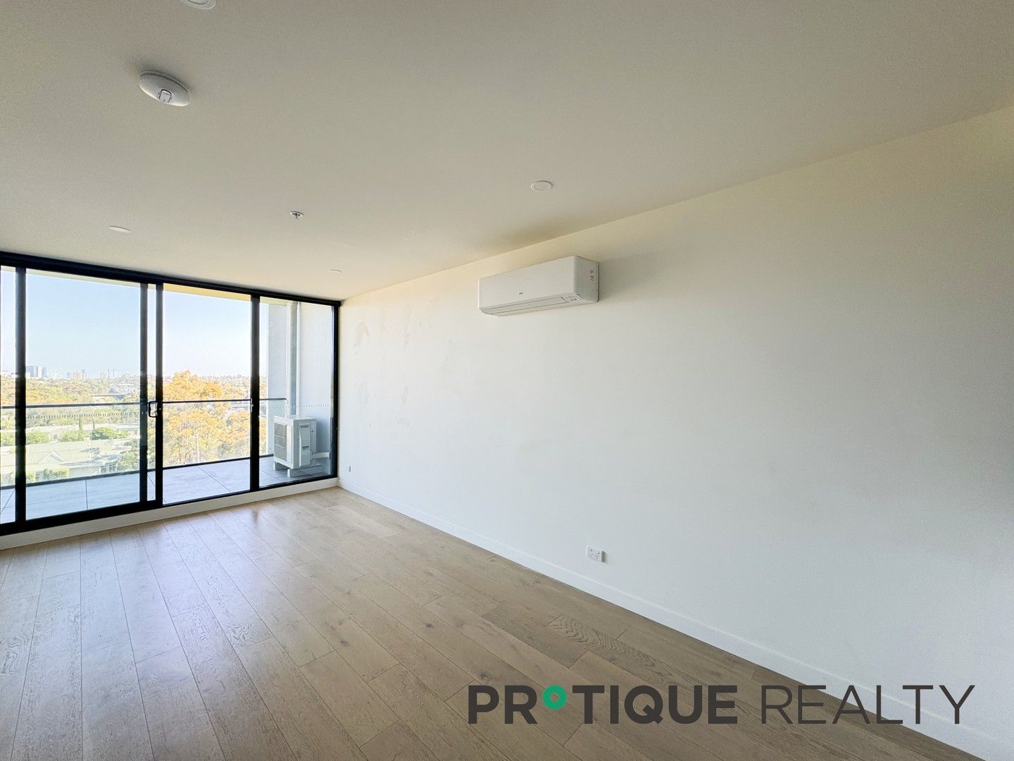 2 bedrooms Apartment / Unit / Flat in 510/5 Olive York Way BRUNSWICK WEST VIC, 3055