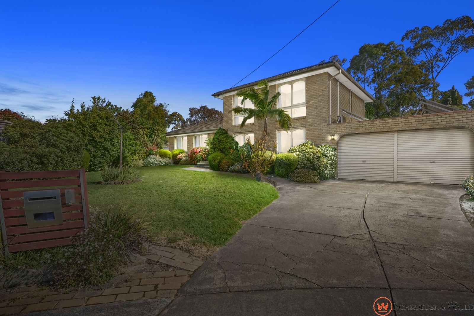 3 Azalea Court, Knoxfield VIC 3180, Image 2