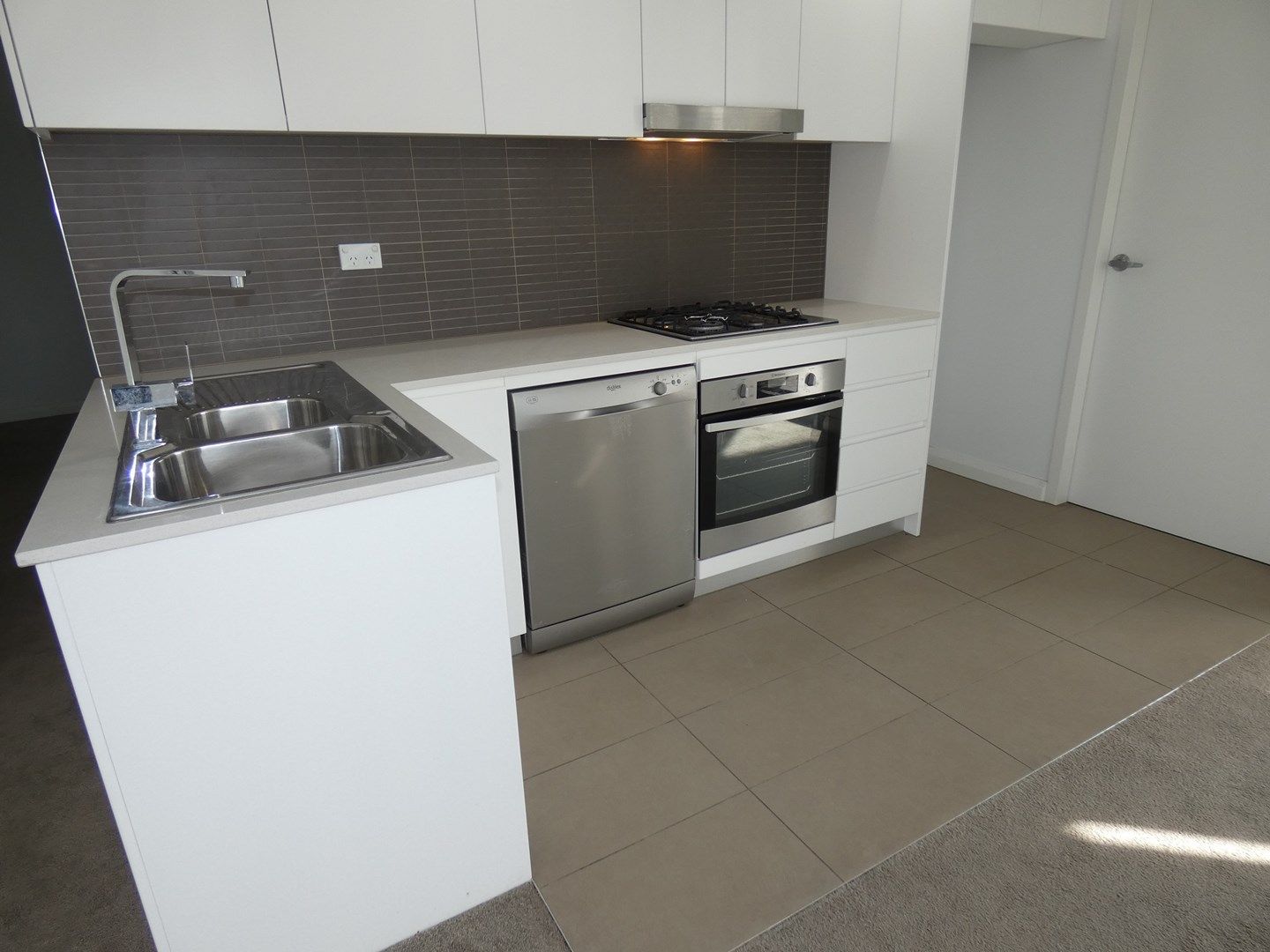 2 bedrooms Apartment / Unit / Flat in 304/11-13 Hercules St ASHFIELD NSW, 2131