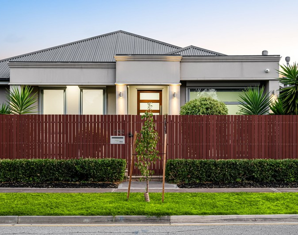 132 Lochside Drive, West Lakes SA 5021