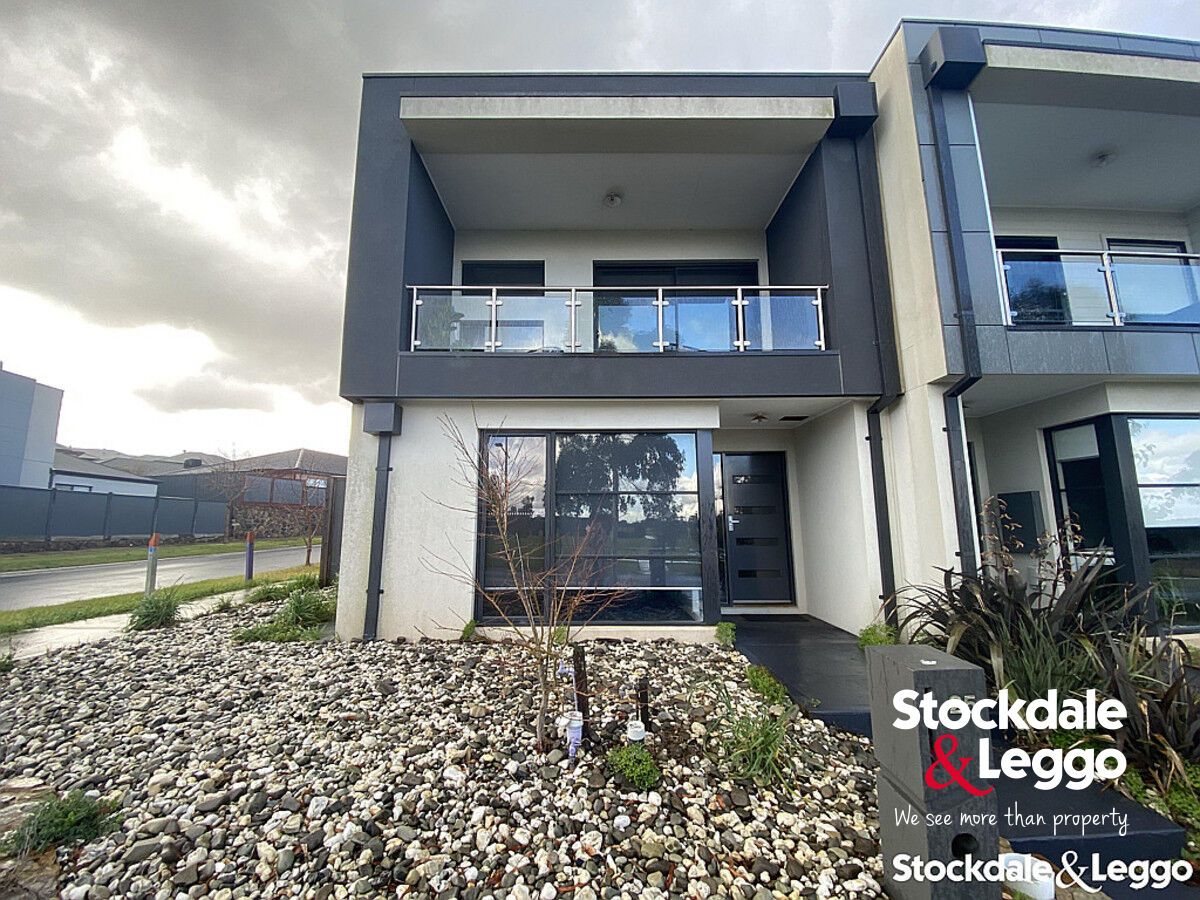 3 bedrooms House in 25 Ambition Drive GREENVALE VIC, 3059