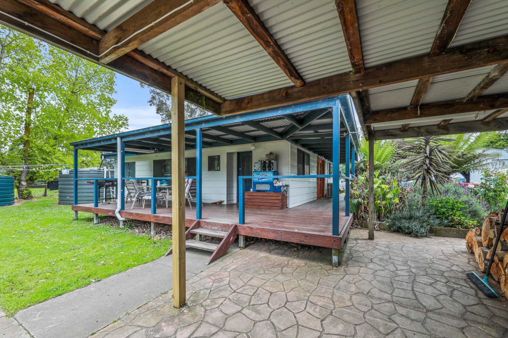 221 GORDON ROAD, Yarragon VIC 3823, Image 1