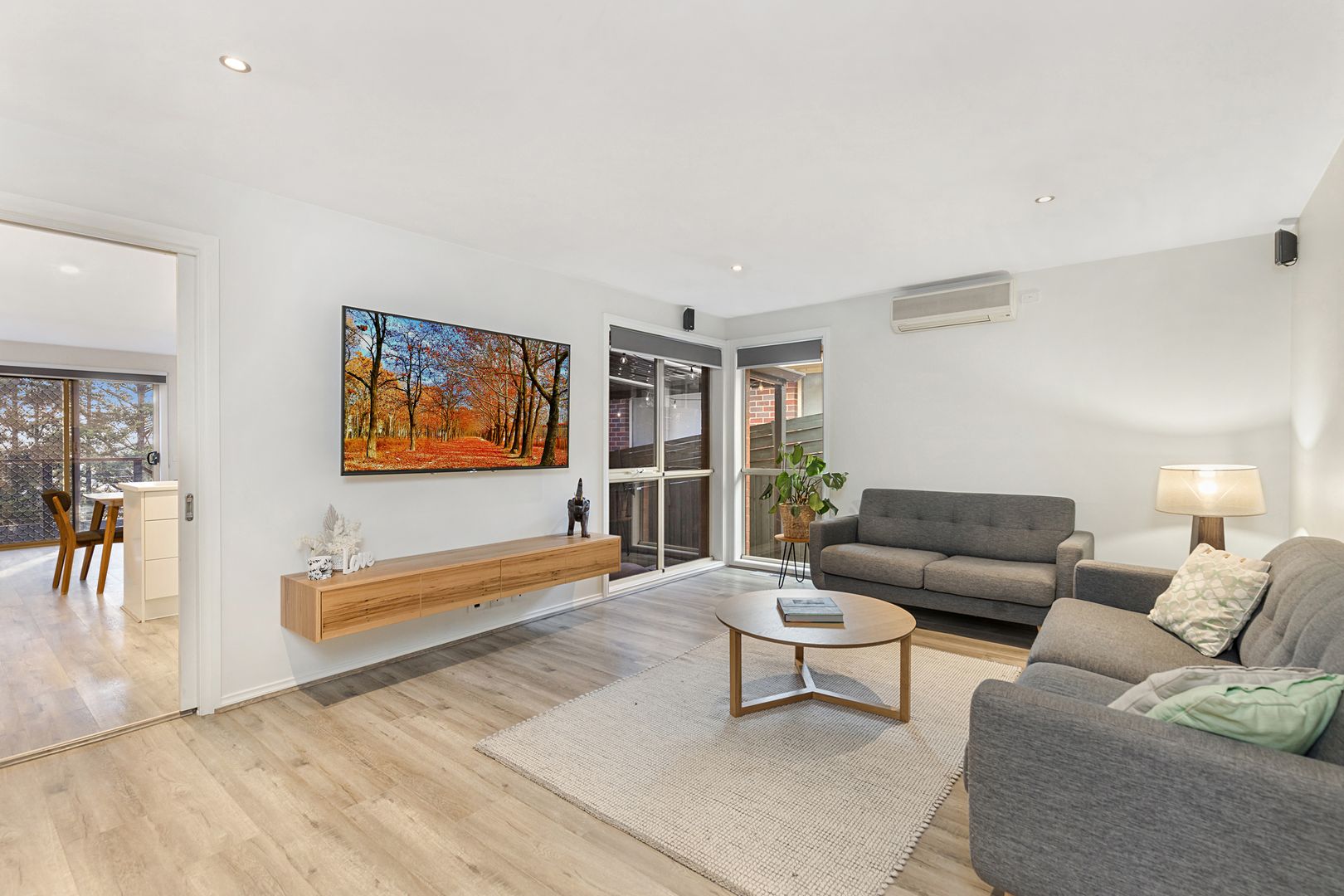 4/17 Arlie Crescent, Montrose VIC 3765, Image 2