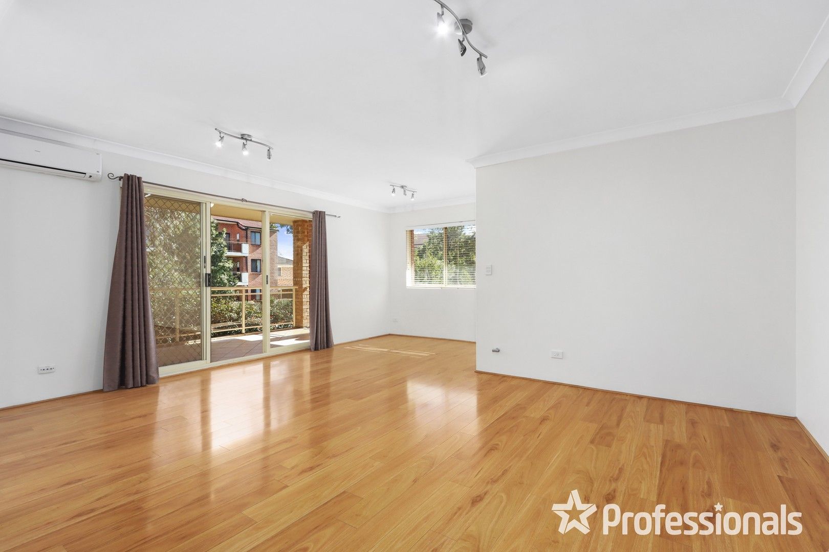 3 bedrooms Apartment / Unit / Flat in 9/19-21 Hampden Street BEVERLY HILLS NSW, 2209