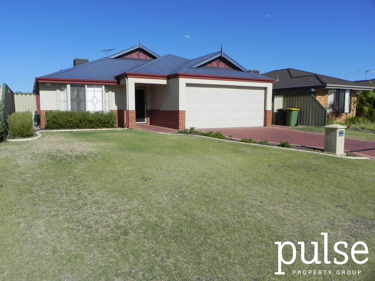 4 bedrooms House in 23 Minstrell Road BERTRAM WA, 6167