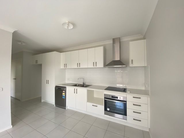 2 bedrooms Apartment / Unit / Flat in 36A Royal Avenue MEDOWIE NSW, 2318