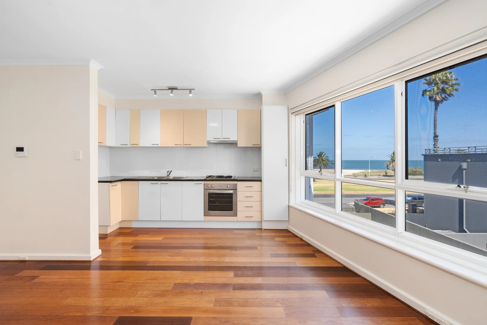 17/318 Beaconsfield Pde, St Kilda West VIC 3182