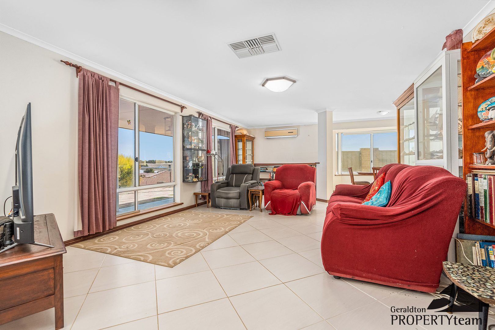 9 Severn Close, Cape Burney WA 6532, Image 2