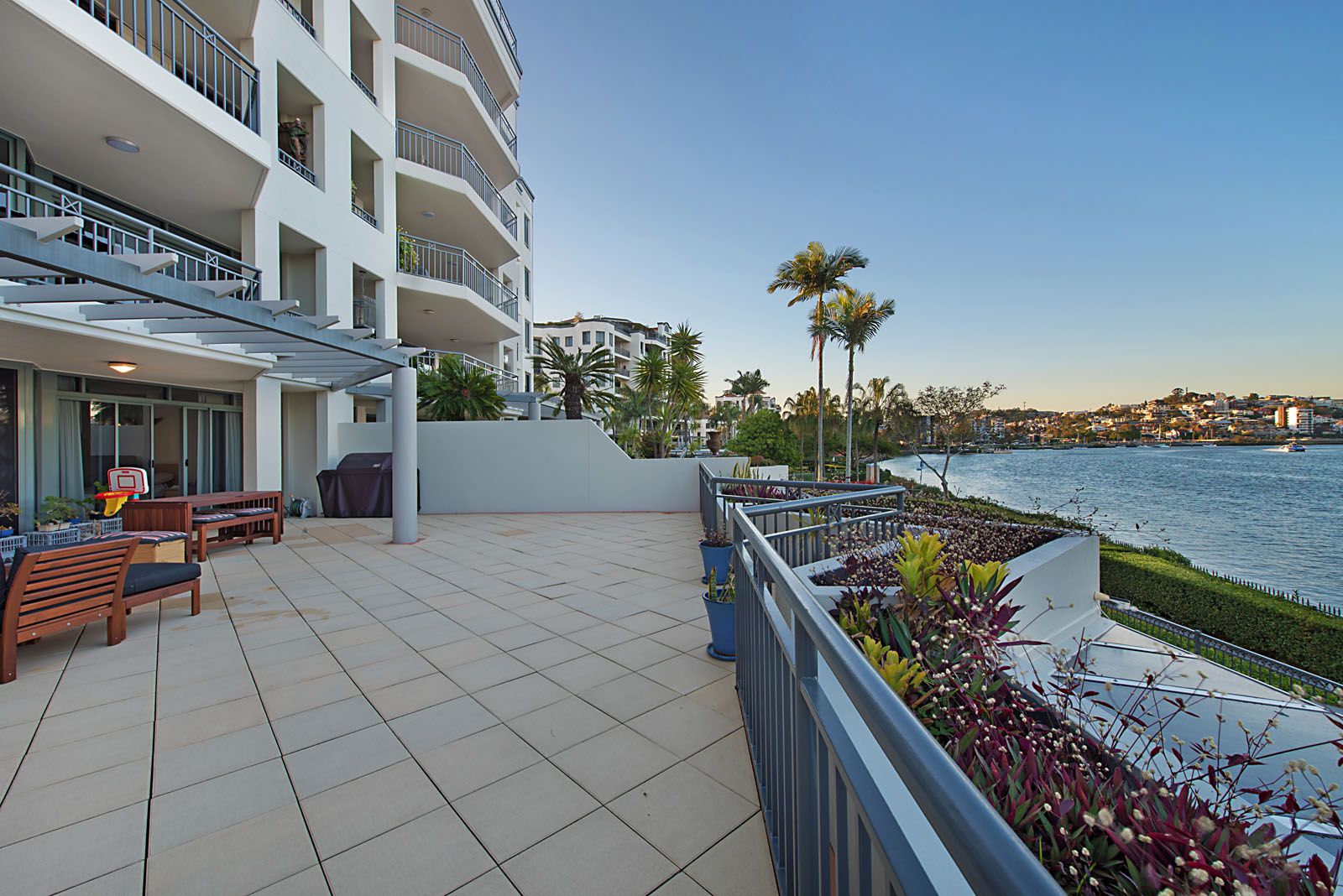 104/49B Newstead Terrace, Newstead QLD 4006 | Domain
