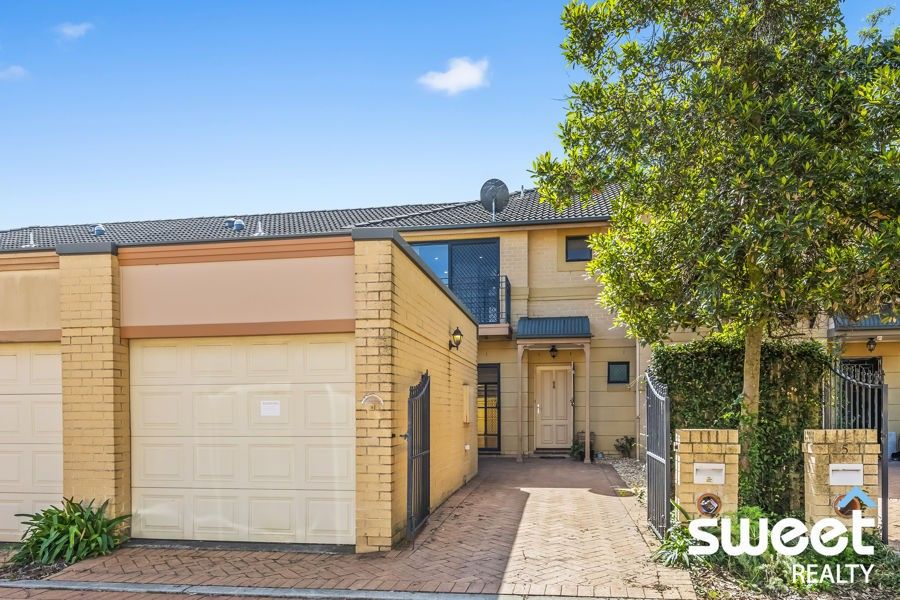 3 bedrooms Townhouse in 6 Newton Close LIBERTY GROVE NSW, 2138