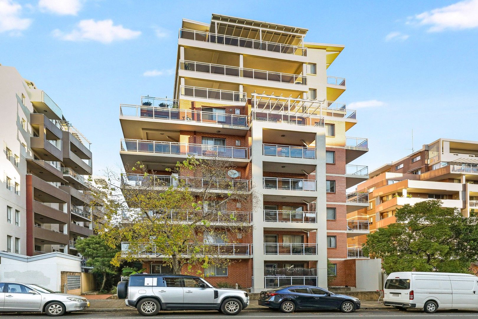 3 bedrooms Apartment / Unit / Flat in 29/8 Lachlan Street LIVERPOOL NSW, 2170