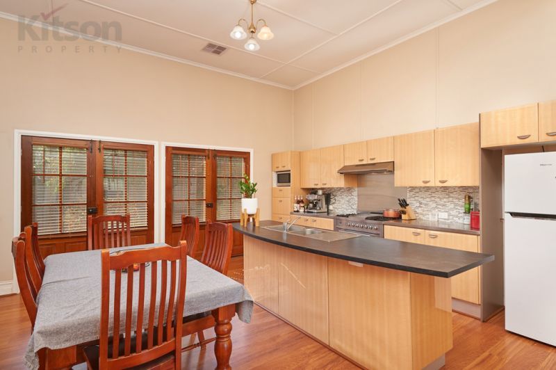 70 Hebden Street, Lockhart NSW 2656, Image 2