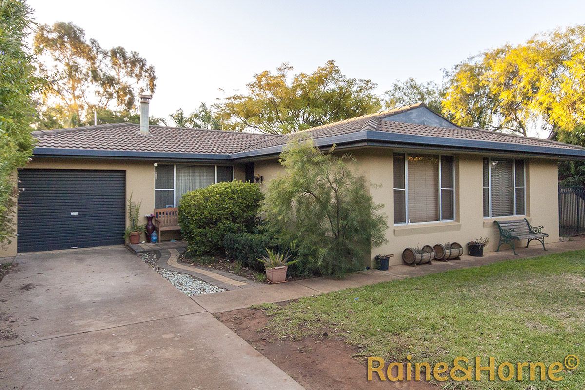 22 Aspen Road, Dubbo NSW 2830, Image 0