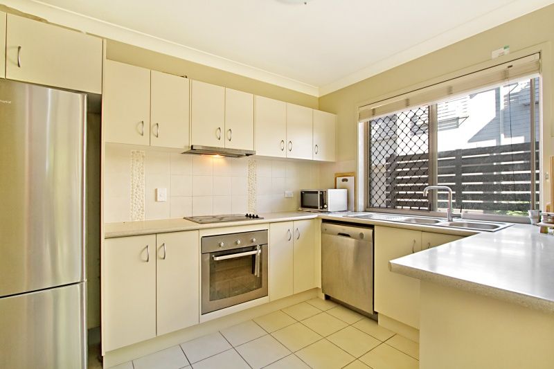 3/572 Sherwood Road, SHERWOOD QLD 4075, Image 1