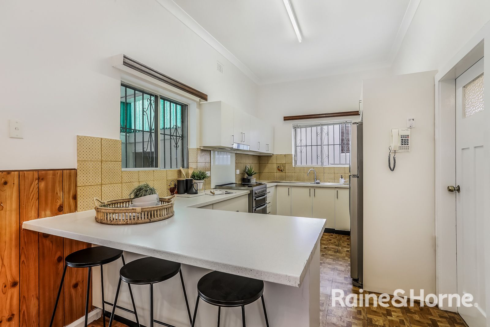 9 Vernon Street, Lewisham NSW 2049, Image 2