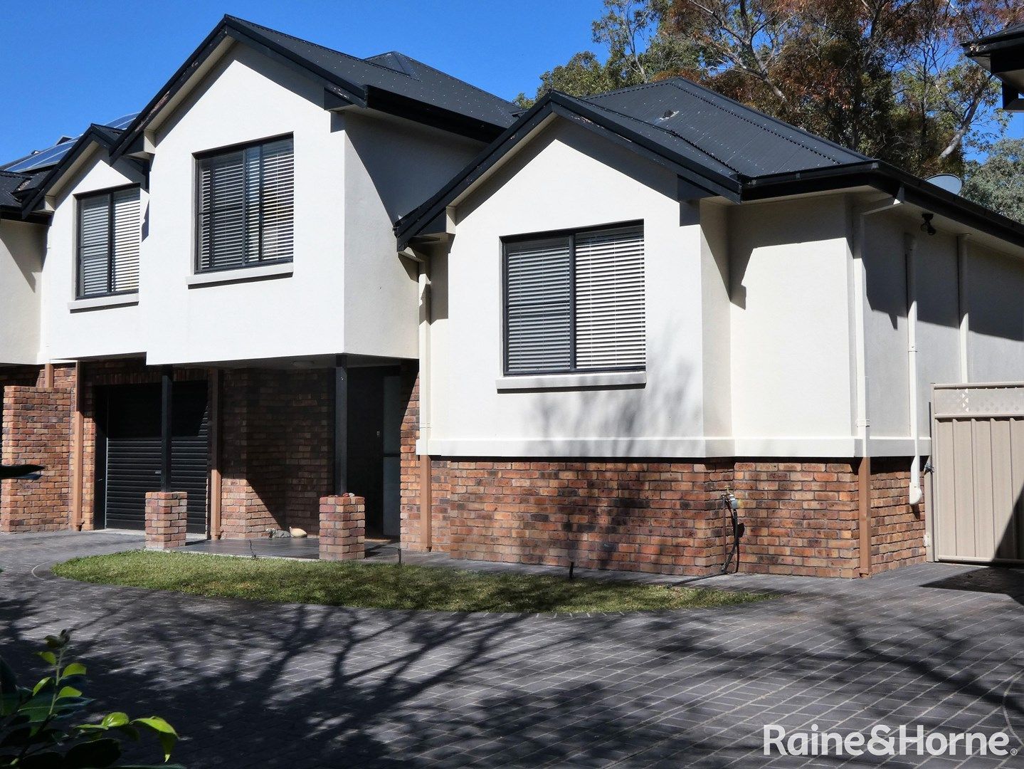 3 bedrooms Townhouse in  MOREE NSW, 2400