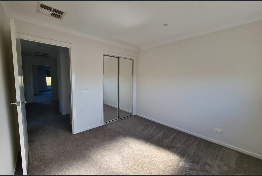 Additional image 10 of 26 Barkers Crescent, Mickleham VIC 3064