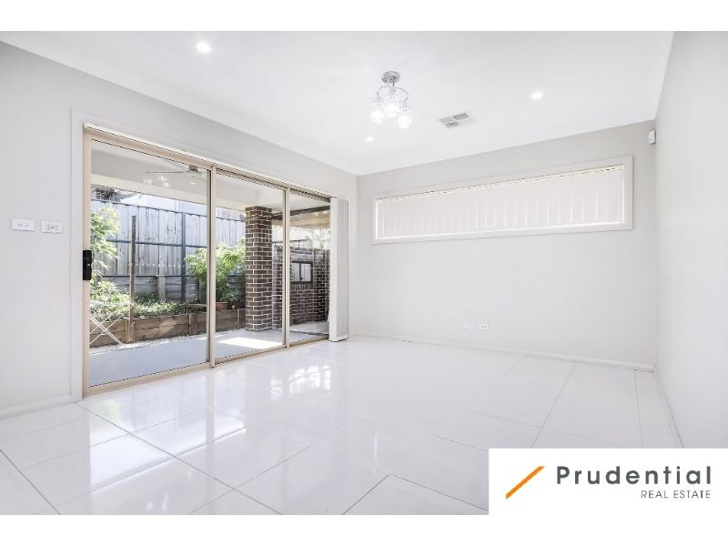 77 Macksville Street, Carnes Hill NSW 2171 House For Rent 800 Domain